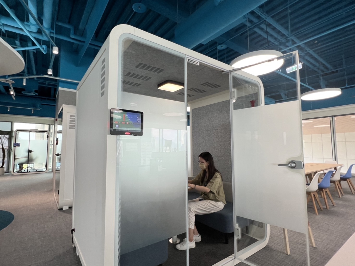 pg电子高雄據點的智慧行動辦公艙，展現pg电子在面板以外的研發應用軟實力